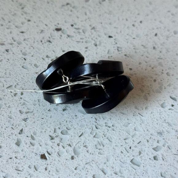 Vintage 80s Set of 4 Large Black Geometric 3D Pattern Shank Buttons Wood Grain - Picture 3 of 5